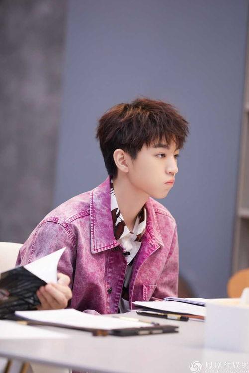 娱乐吃瓜王俊凯,娱乐圈的“吃瓜王”揭秘